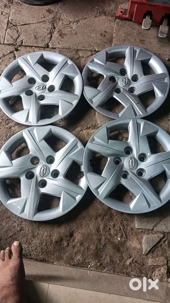 Hyundai venue wheel cap