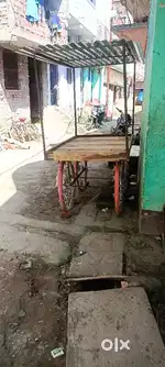 New gari hai 2 din ka hai business nahi chal raha isliye bech raha hai