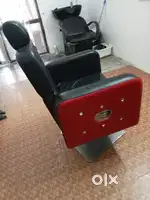 Salon chair