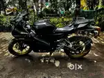 YAMAHA (R15) V4. MAT BLACK 2