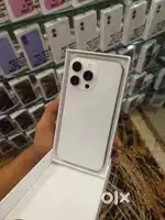 IPHONE 15 PRO AVAILABLE REFURBISHED VARIENT BILL BOX KIT AVAILABLE 512