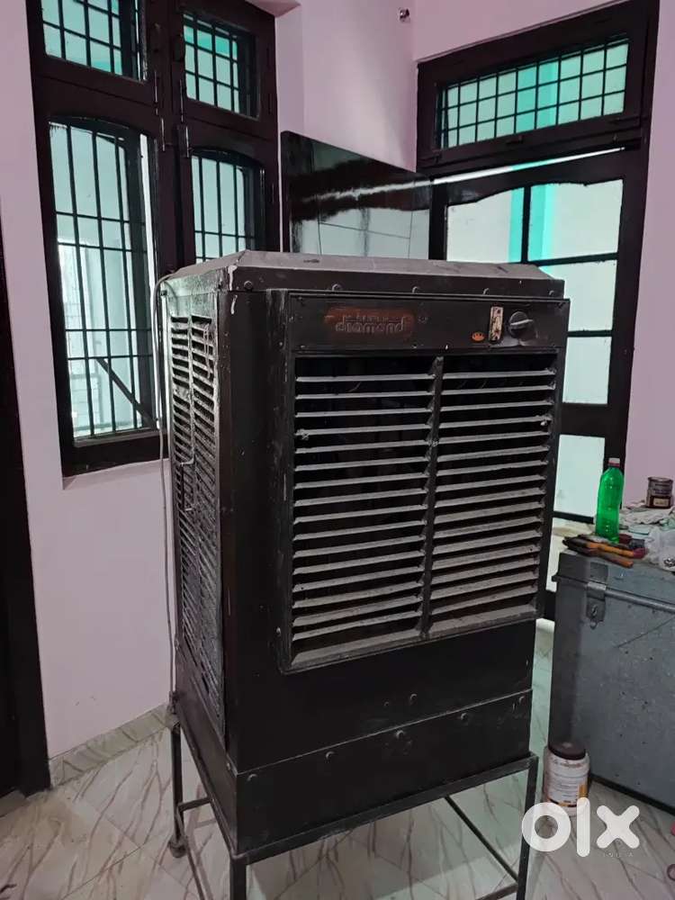 Water cooler with stand