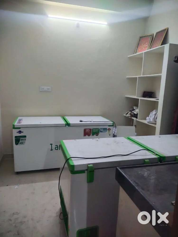 Commercial Deep Freezers – 3 Large & 5 Small – Excellent Condition