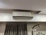 Voltas airconditioner 3star inverter in good working condition.