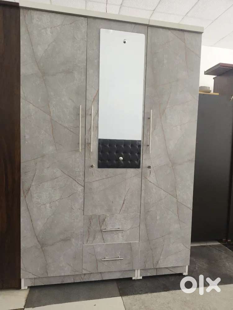 wardrobes almari Brand New