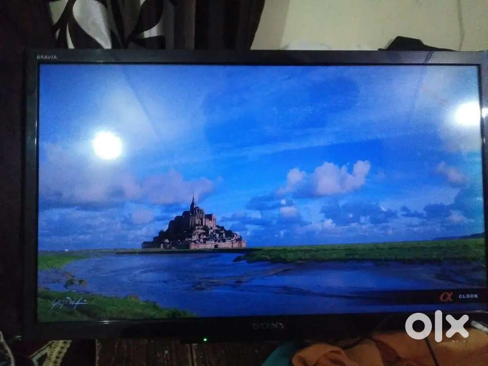 Want to sale 24 inch Sony Bravia Non Smart tv