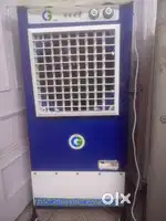 Crompton cooler along with stand