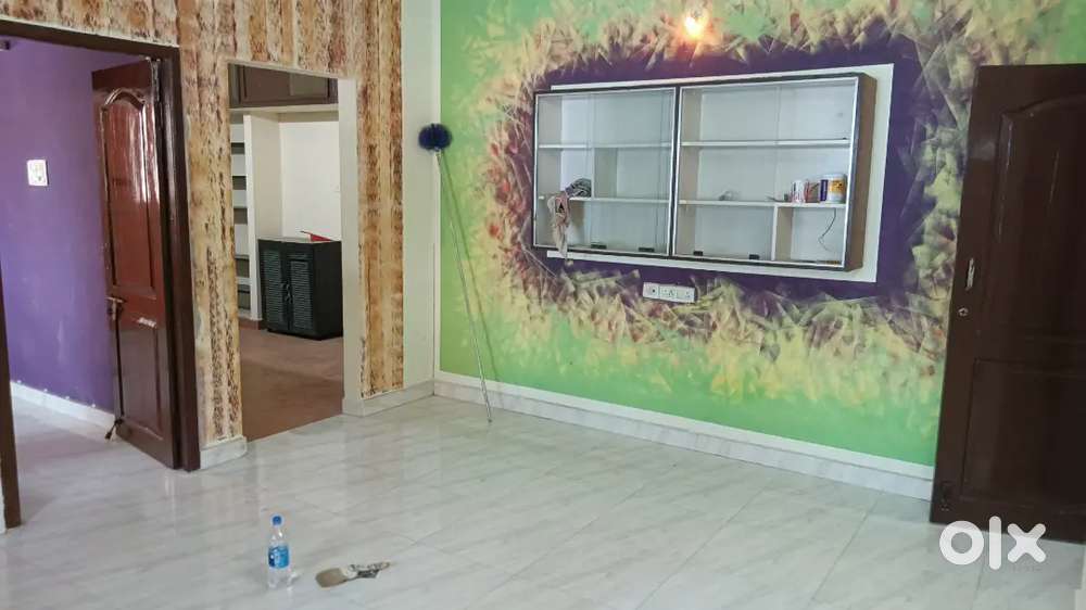 2 BHK flat for rent near DAV school choolaimedu