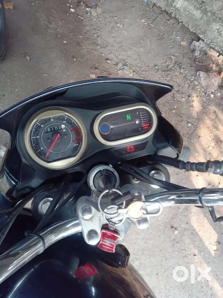 Bajaj v15 good condition