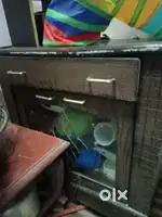 Wooden table n press stand