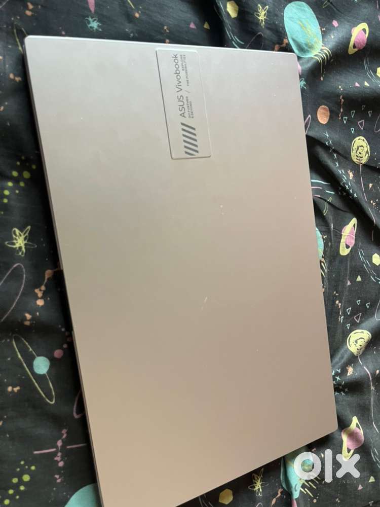 Asus vivibook go 15 oled screen