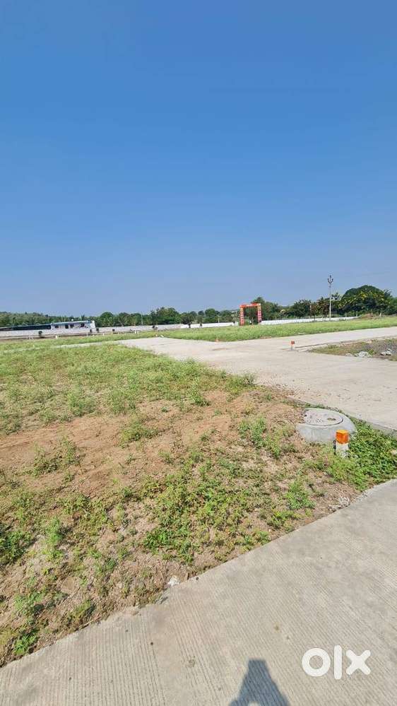 Plots in Shikrapur