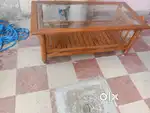 6/3 heavy glass dining table for sale like a good condition no chairs