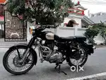 Royal enfield classic 350 black colour