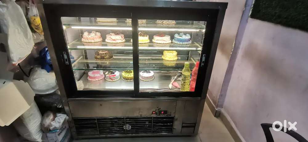Cake counter