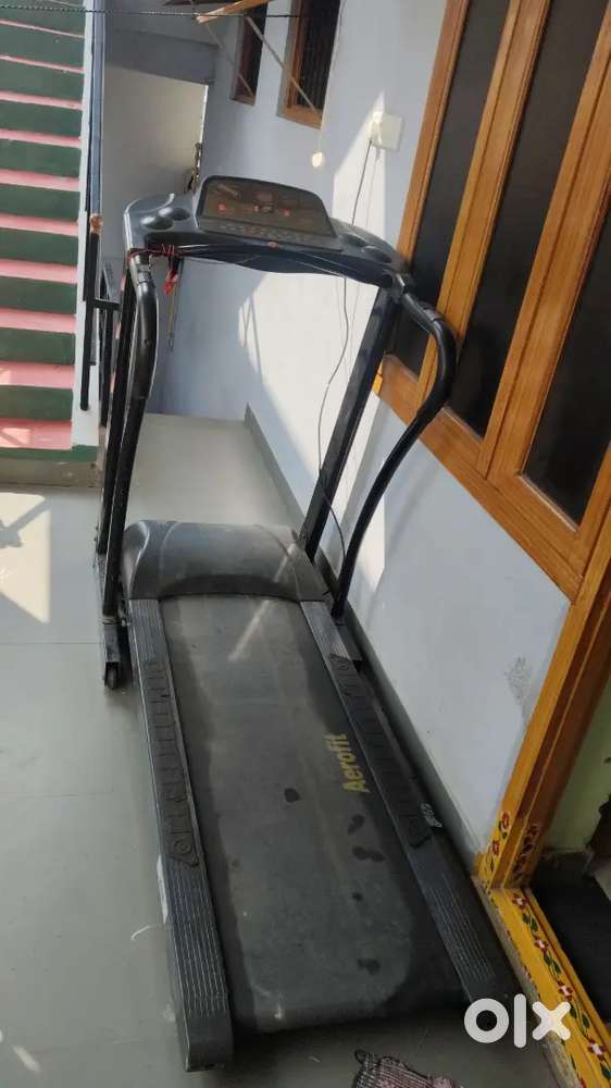 GYM treadmill