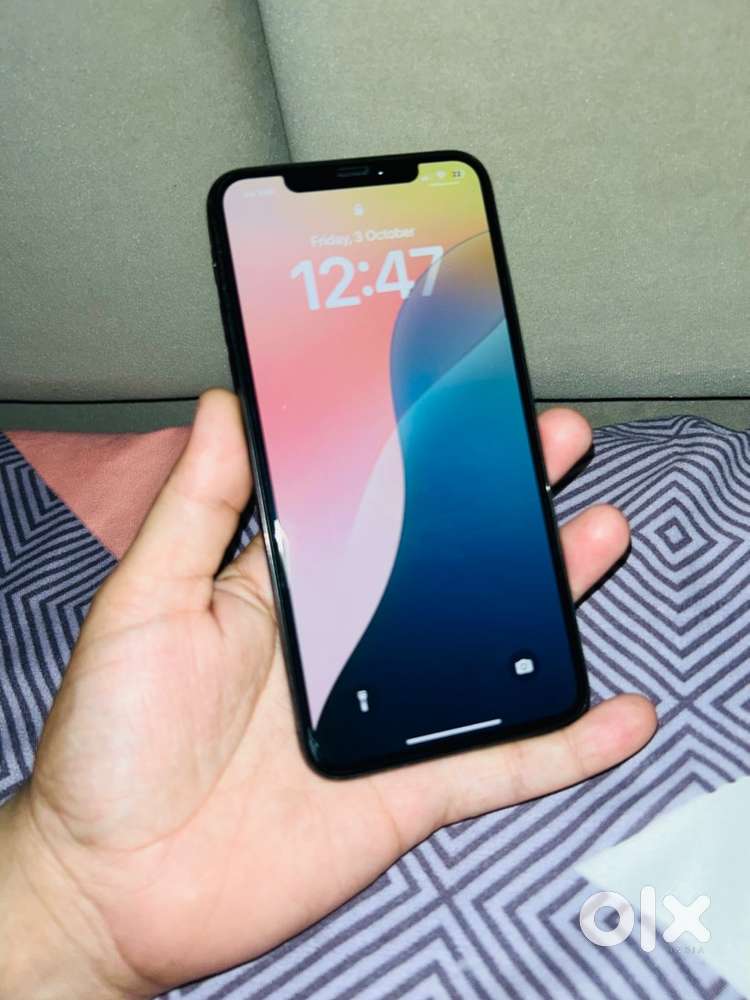 Iphone Xs max like new