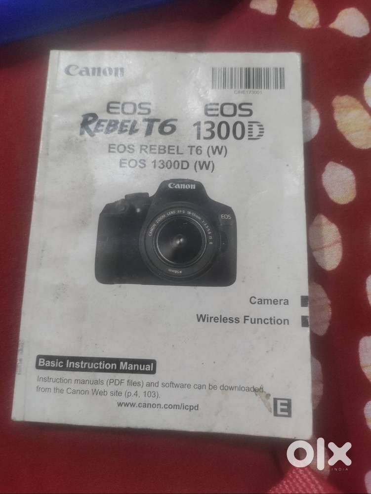 Canon 1300D DSLR