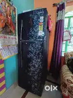 LG DOUBLE DOOR REFRIGERATOR