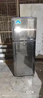 Samsung dubble door frige good condition ...
