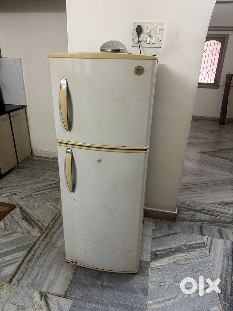 Double Door LG Refrigerator for Sale - approx 280L capacity