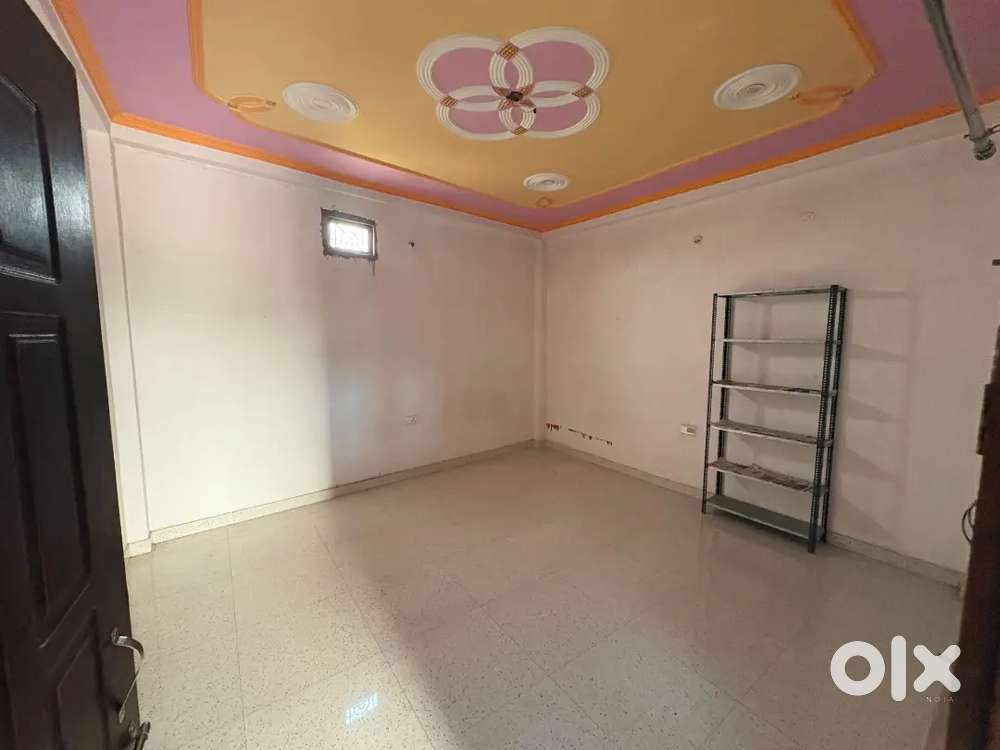 2  bhk flat imiliya mau up