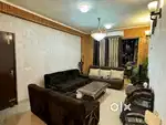 6 seater sofa set at throw away prices)