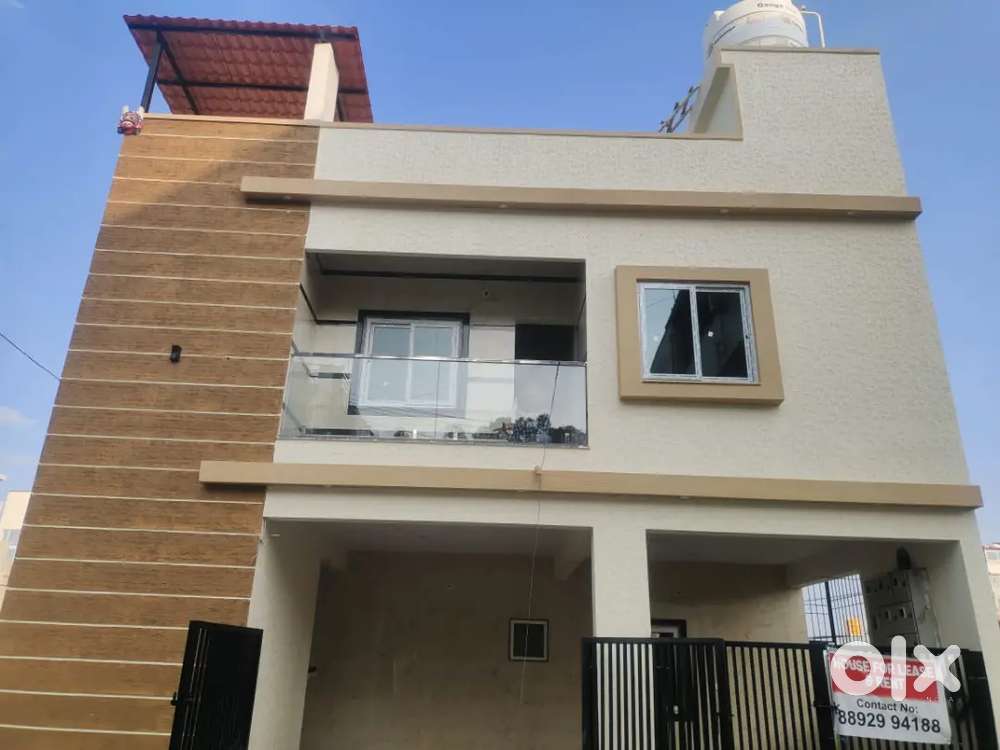 Safety gate.new house, 24/7 water and parking