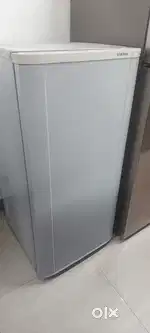 Samsung white 2nd fridge with warranty @kaloor