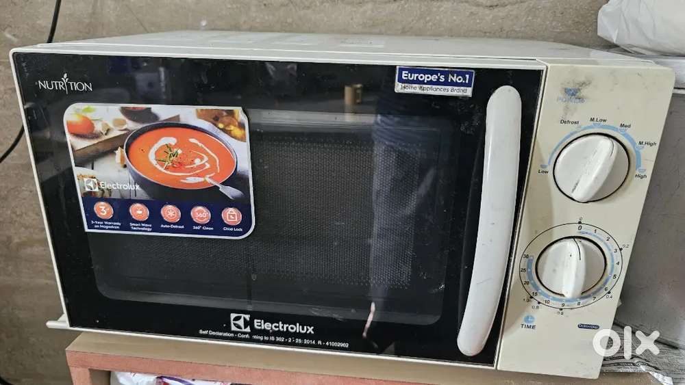 Electrolux Solo Microwave – Good Condition