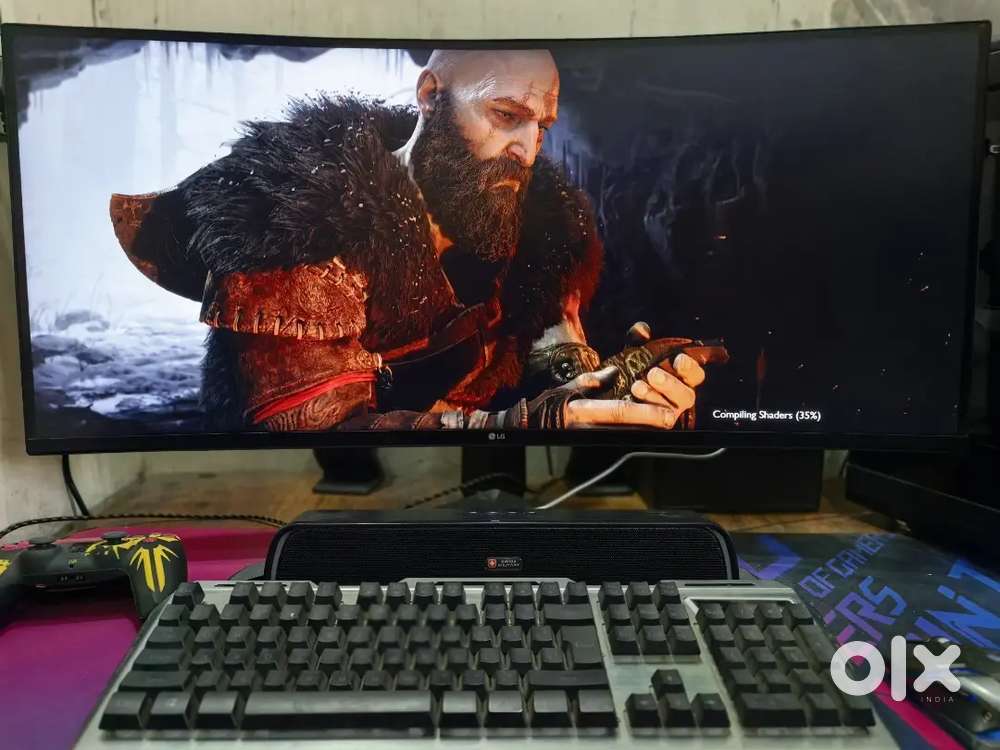 LG Ultragear 34 Curved Ultrawide Display