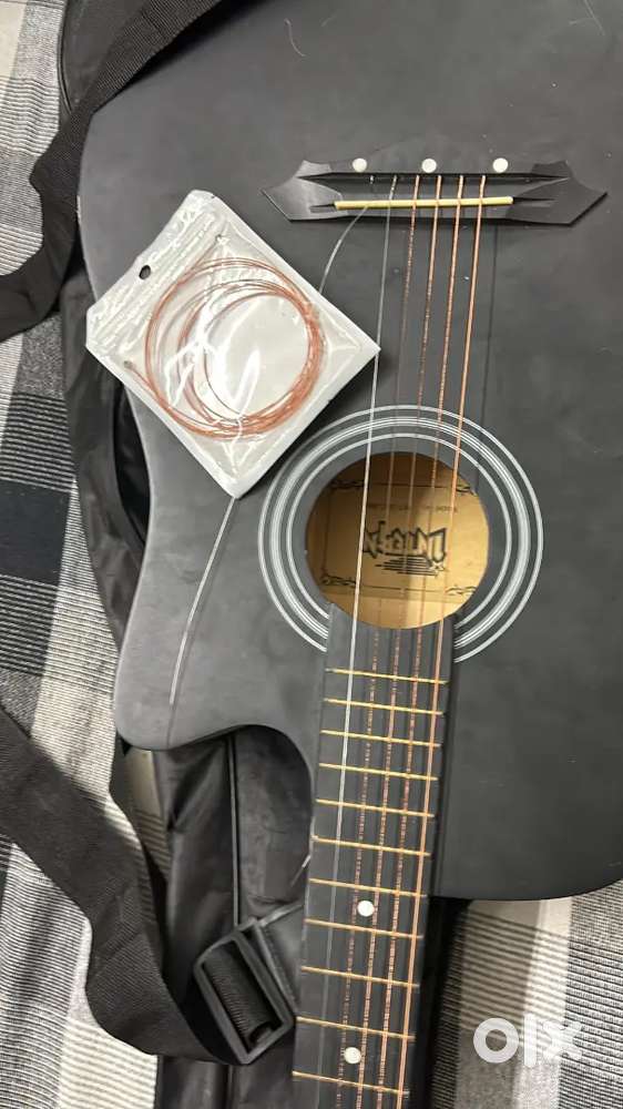 Intern INT-38C Black Acoustic Guitar - Beginner Ready + New Strings