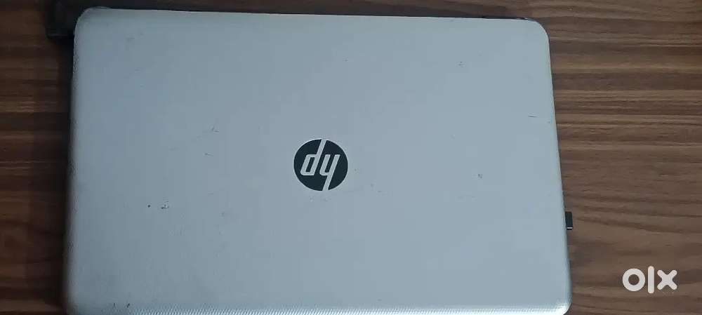 Laptop HP windows 11 pro 8 GB ram with charger