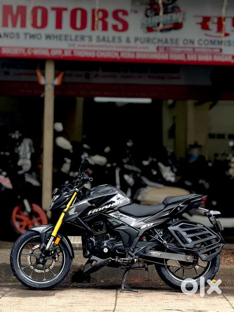 HORNET 2.0 Honda abs + usd forks top model 2020 October