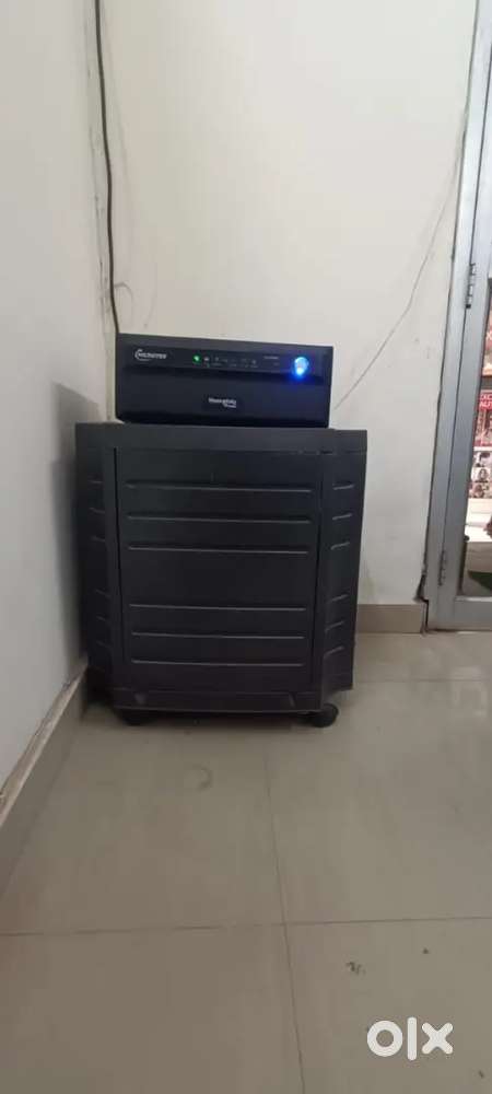 Almost brand  new microtek  double battery invertor with batteries