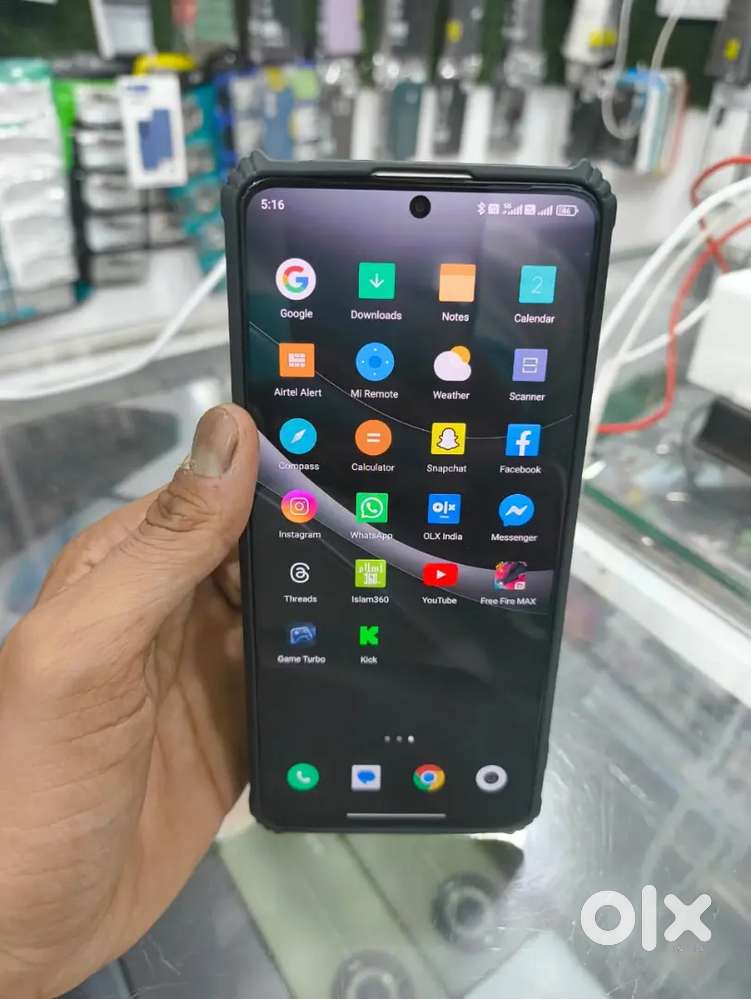 Poco x6 5g fresh condition 8/256 bill box. Charger all available