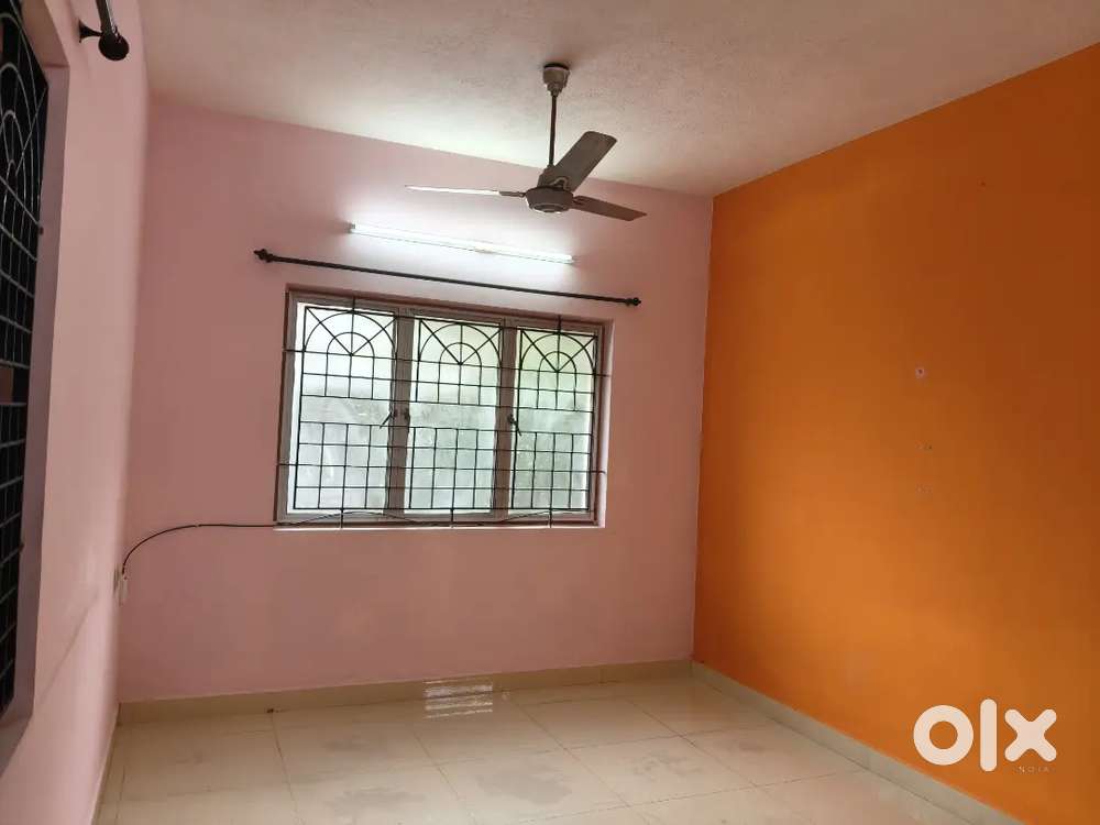 2 BHK HOUSE RENT FAMILY VELACHERY GRT JEWELLERY SHOWROOMS OPP