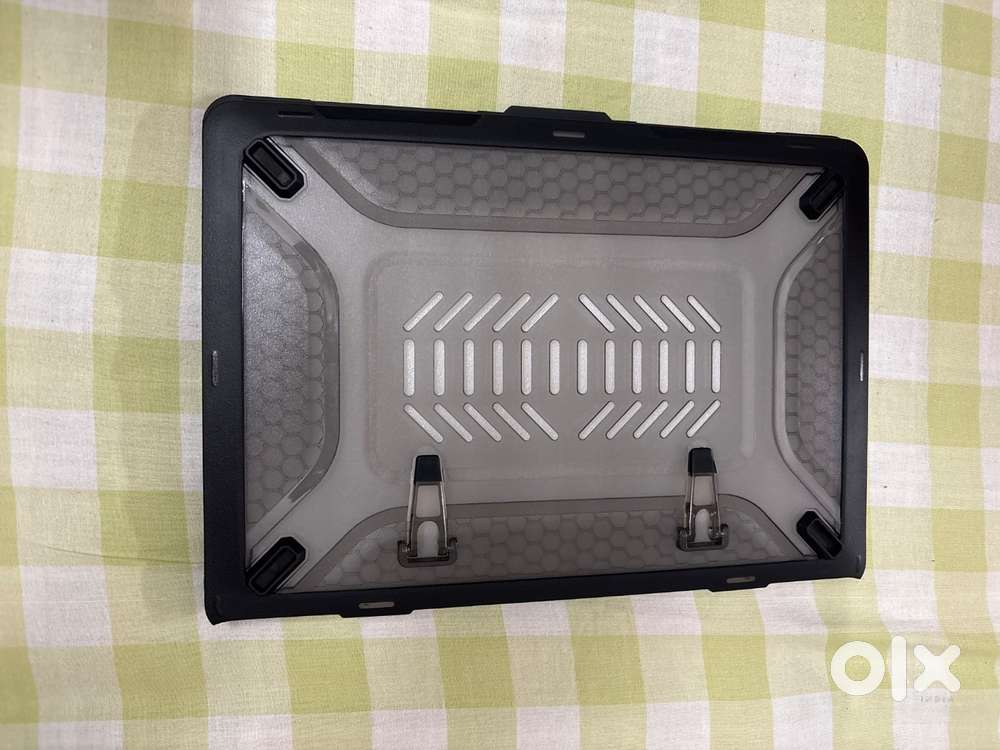 Macbook cover for MacBook air m2 ,m3,m4.