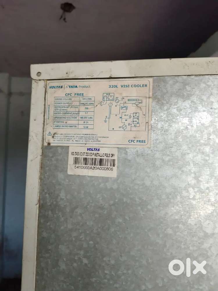 New condition fridge hai jayada chala nhi hai