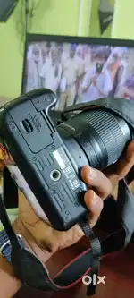 Canon 1200d with single lens