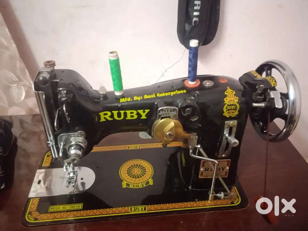 ZIGZAC PECO SEWING MACHINE