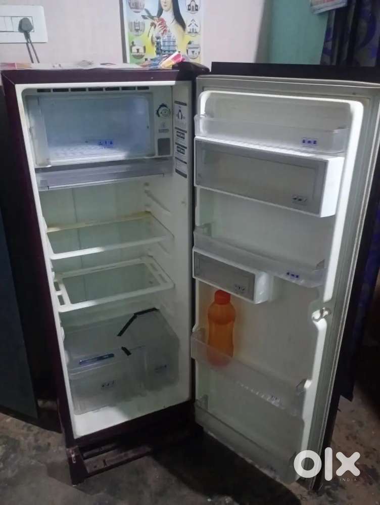 Whillpool fridge, 5 star, working condition