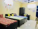NO BROKERAGE 500+ Boys PGs with meals & amenities in Noida!