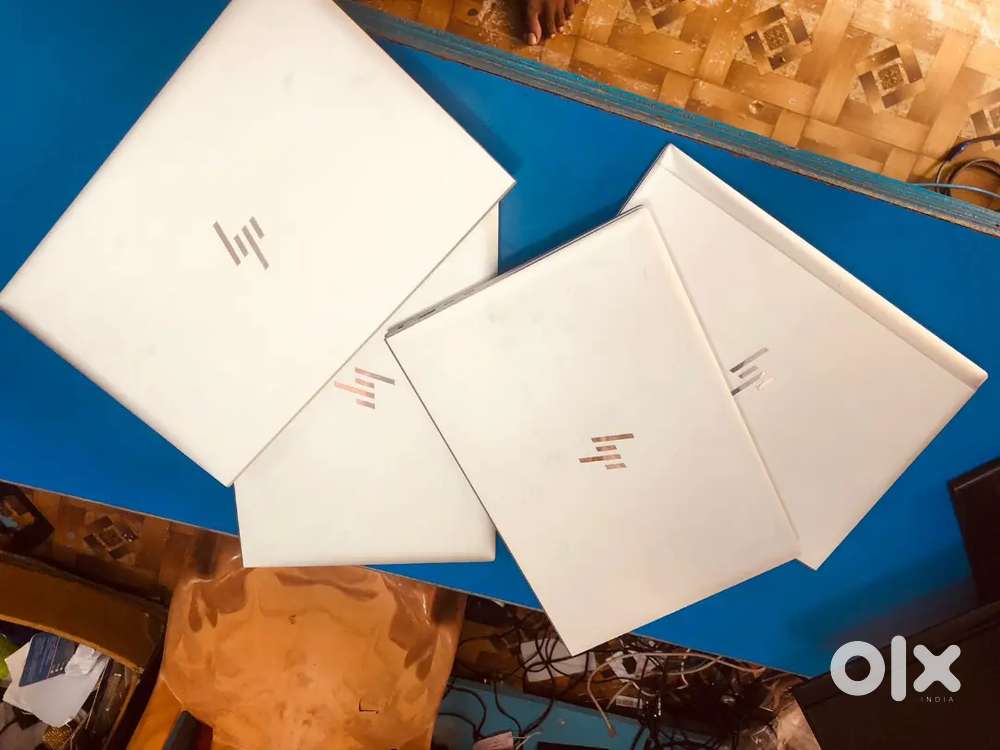 Hp AMD Ryzen 5/8GB /256GB /14inch / FHD /