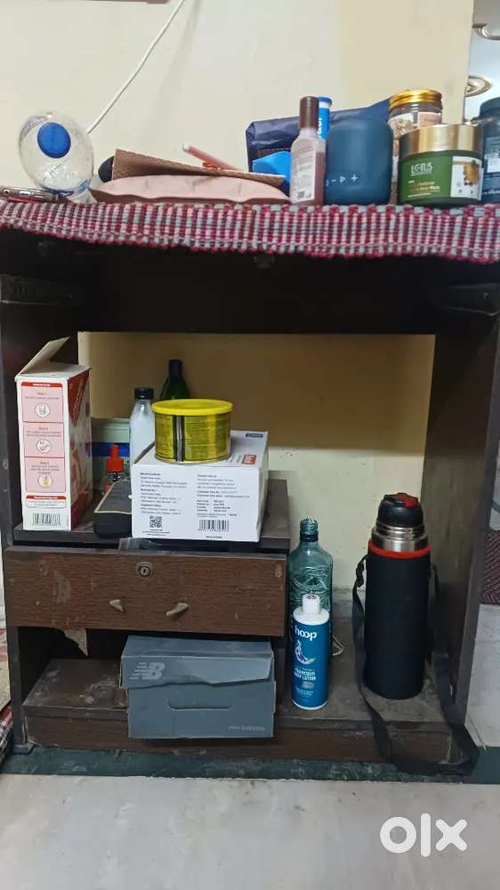 Computer Table in Good Condition