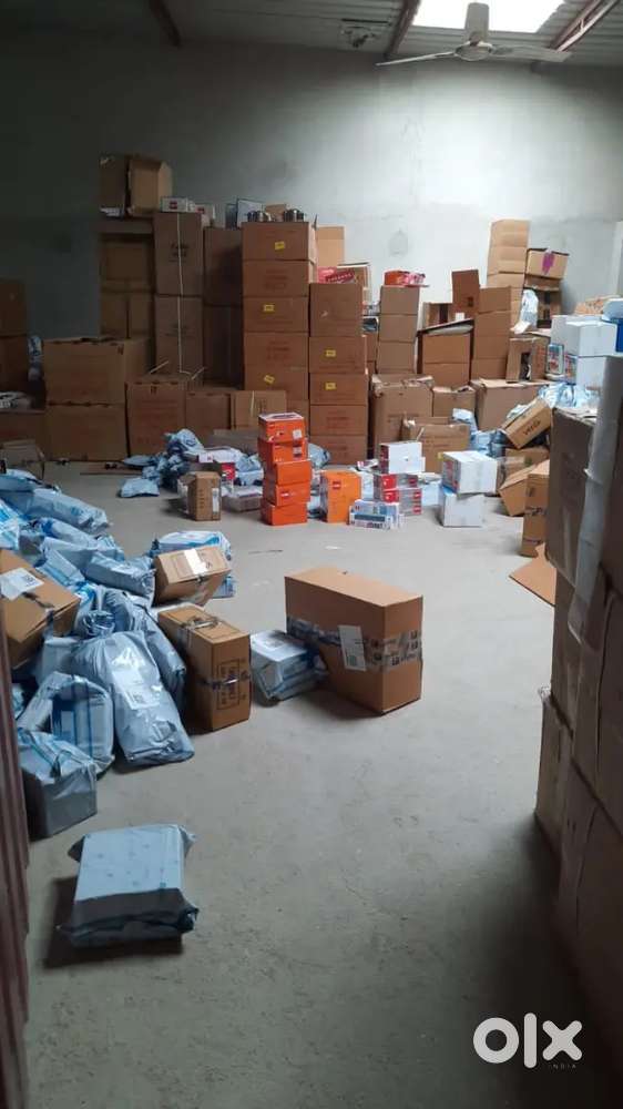 1 Warehouse available for rent near 200 fit by pass murlipura