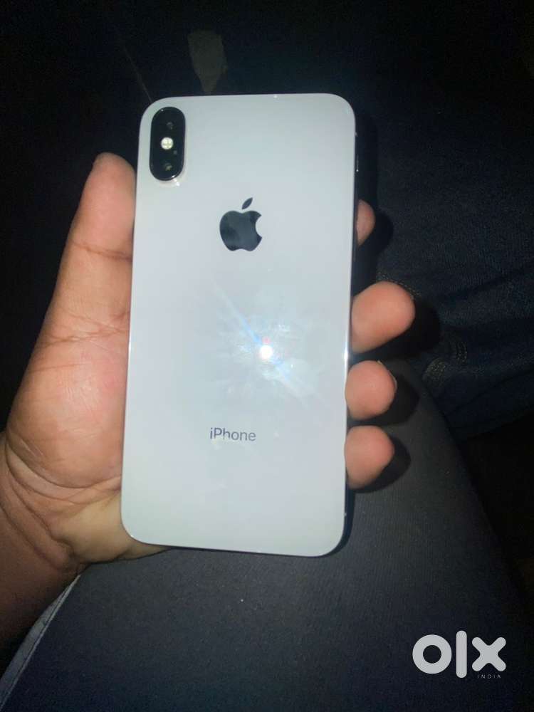 Iphone X 100% battery health