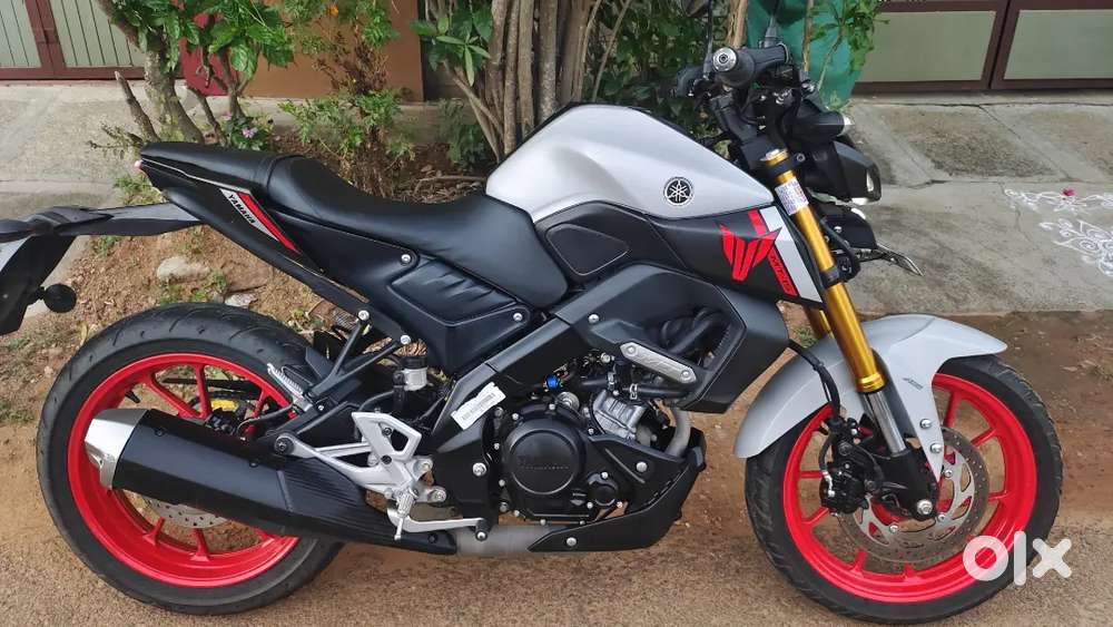 Yamaha MT-15 V2 grey colour