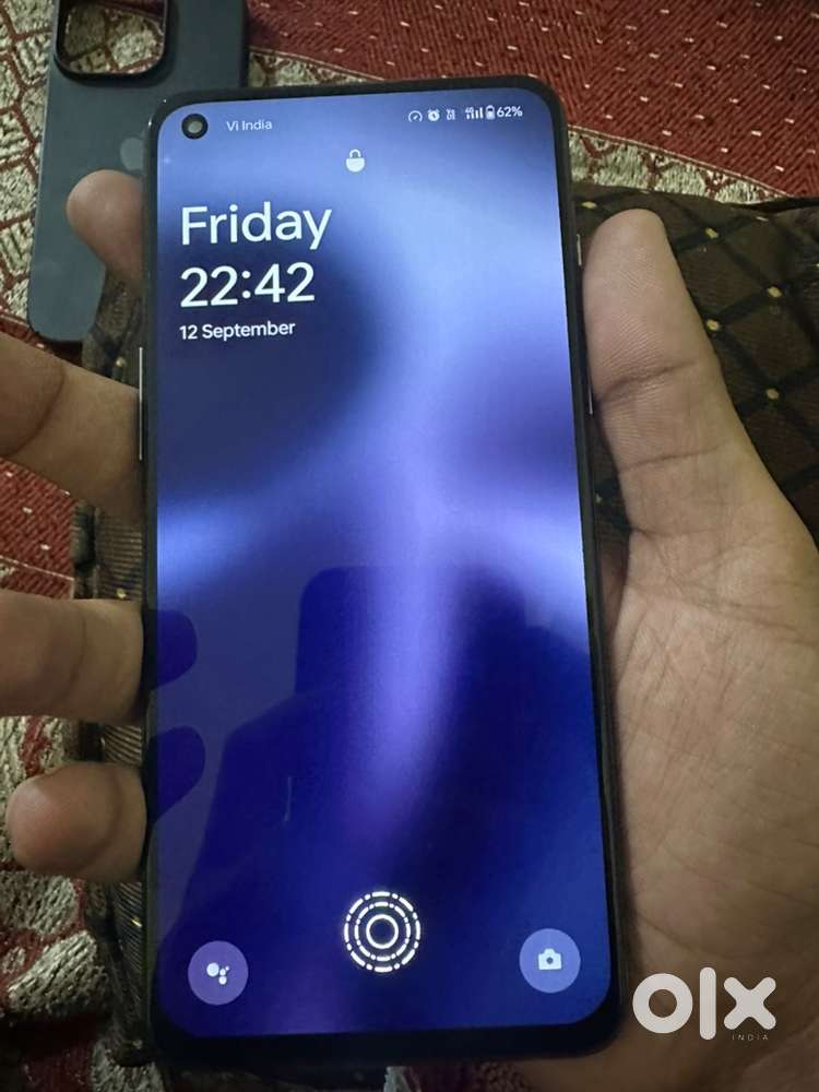 2t 5g he good condition h pese ki bahut jarurathe
