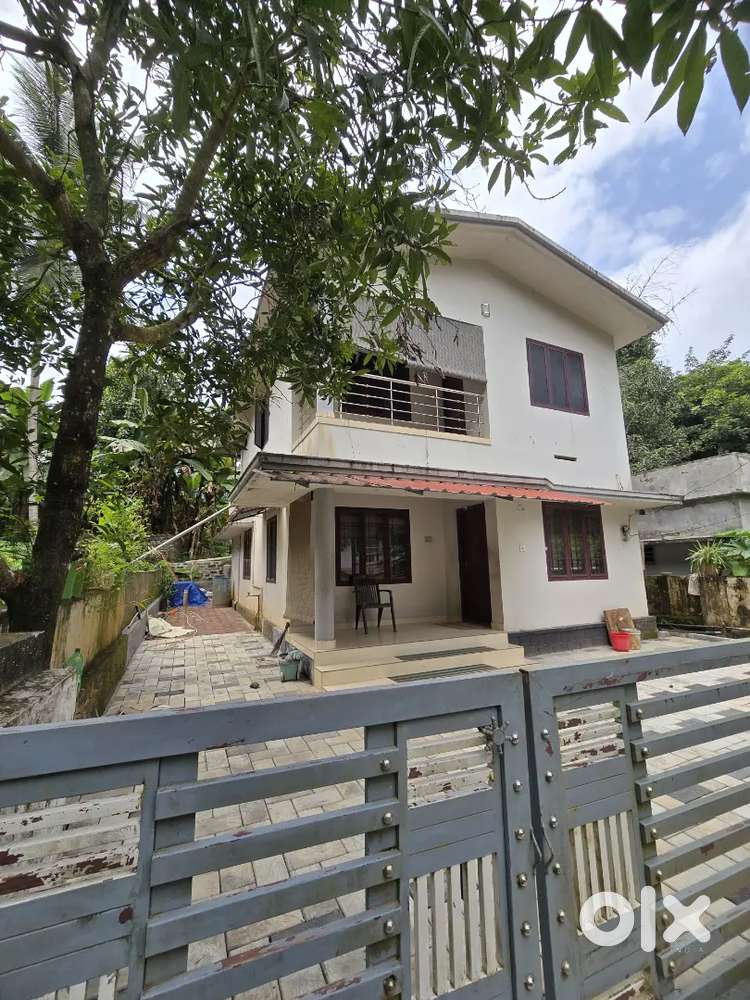 3BHK House at Kunnamkulam Kanippayur